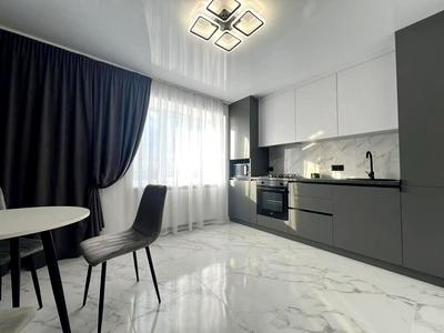 квартира за адресою Довженка вул., 24