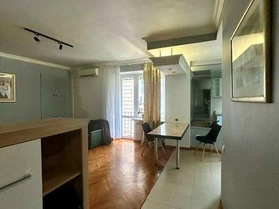 квартира по адресу Трёхсвятительская ул., 3
