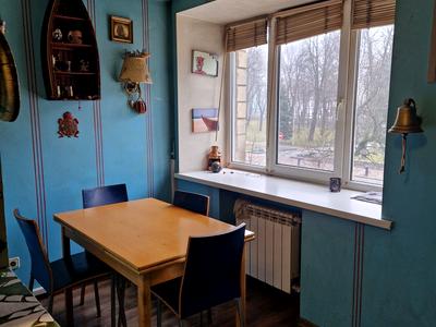 квартира за адресою Лаврська вул. (Січневого Повстання), 4
