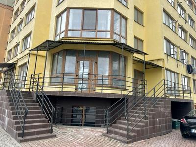 комерційна за адресою Декабристів, 52