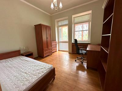 квартира по адресу Киев, Обсерваторная ул., 10