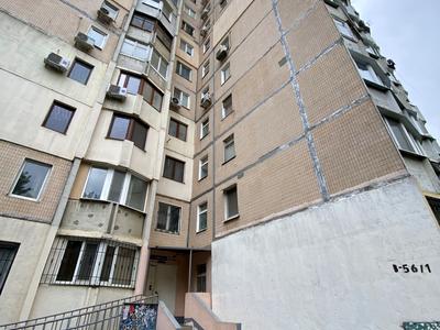 квартира за адресою Євгена Чикаленка вул., 56/1