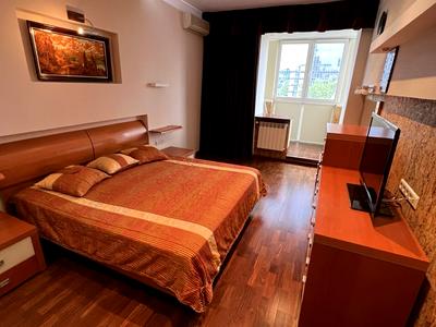 квартира за адресою Кропивницького вул., 16