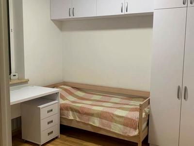квартира за адресою Дорошенка вул., 5