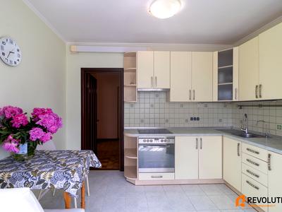 квартира за адресою Миколи Закревського вул., 13