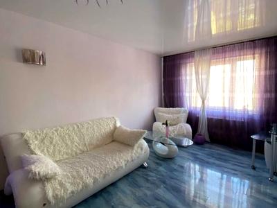 квартира за адресою Анни Ахматової вул., 43