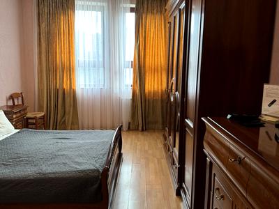 квартира за адресою Шота Руставелі вул., 44