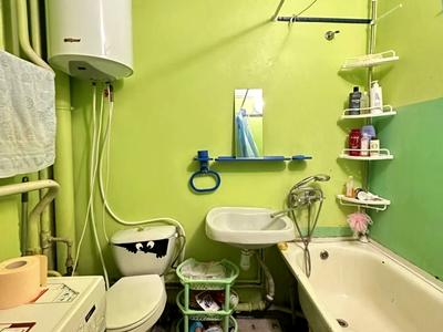 квартира за адресою Дніпро, Менахем-Мендл Шнеєрсона вул. (Мініна), 1