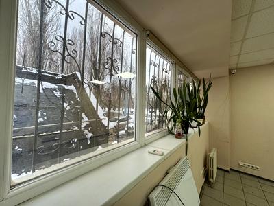 комерційна за адресою Дніпровське шосе, 34