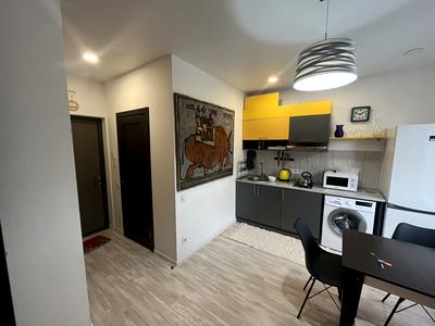 квартира за адресою Салютна вул., 2к1