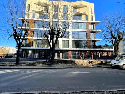 комерційна за адресою Окружна вул., 43