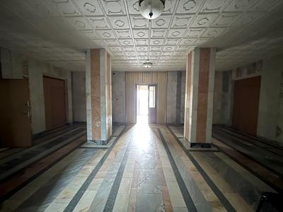 коммерческая по адресу Броварська, 1а