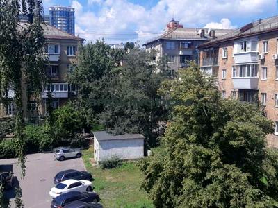 квартира за адресою Михайла Бойчука вул. (Кіквідзе), 15-А
