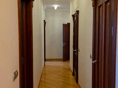 квартира за адресою Київ, Володимира Івасюка просп. (Героїв Сталінграду), 8