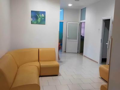 комерційна за адресою Генерала Шаповала вул. (Механізаторів), 2б