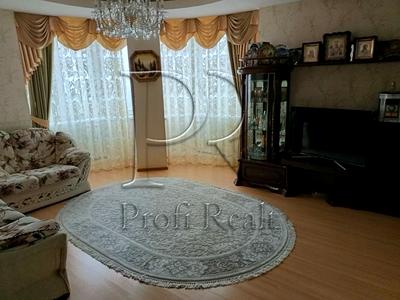 квартира за адресою Автозаводська вул., 99/4