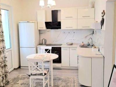 квартира за адресою Софії Русової вул., 7