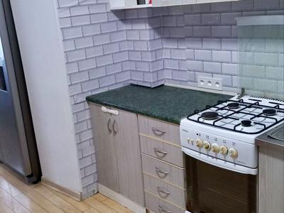 квартира за адресою Космонавтів вул., 19/1