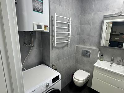 квартира по адресу Ревуцкого ул., 40-В