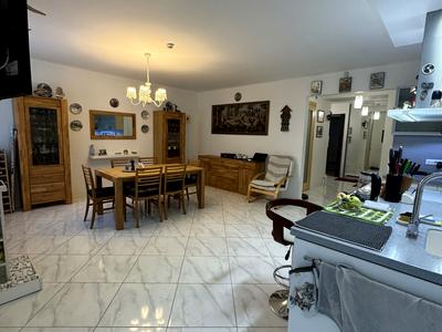 квартира за адресою Кленова вул., 2а