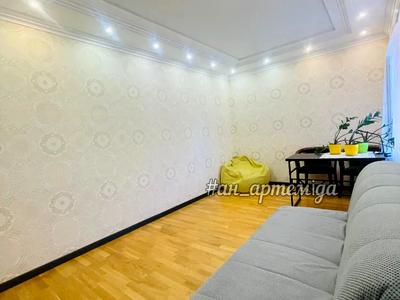 квартира за адресою Миру просп., 25