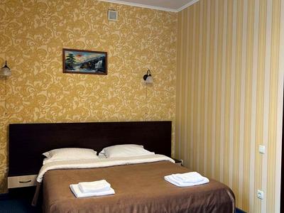 комерційна за адресою Олексія Панченка вул., 7