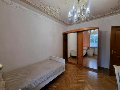 квартира за адресою Панаса Мирного пров., 11