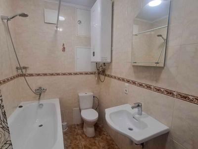 квартира за адресою Срібнокільська вул., 1