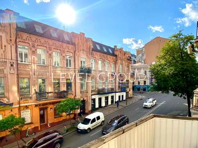 квартира за адресою Михайлівська вул., 18-А