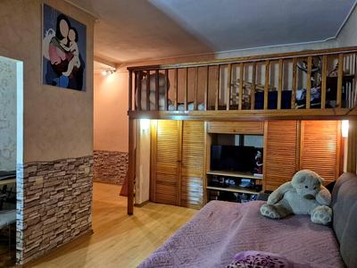 квартира по адресу Строителей ул., 8