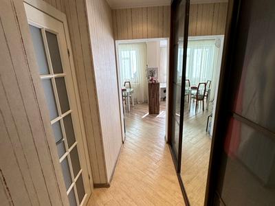 квартира за адресою Ревуцького вул., 9