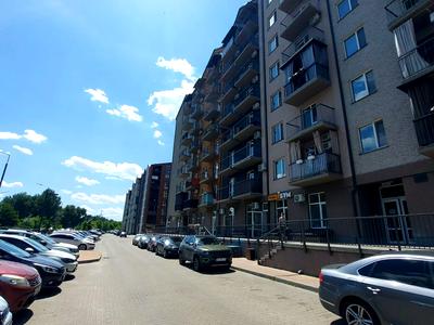 квартира по адресу Героїв Крут ул., 14