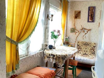 дом по адресу горіхова, 58