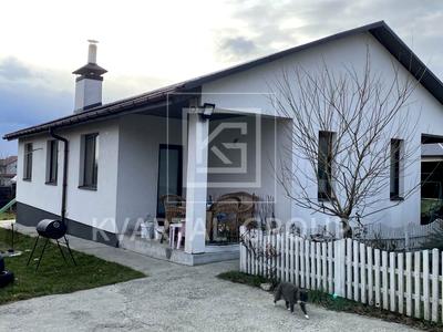 будинок за адресою Вишнева вул., 139б