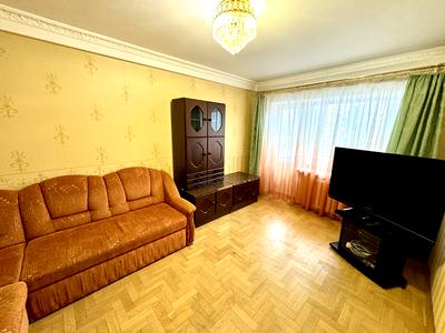 квартира за адресою Братиславська вул., 20