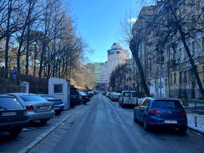 квартира за адресою Назарівська вул. (Вєтрова), 19