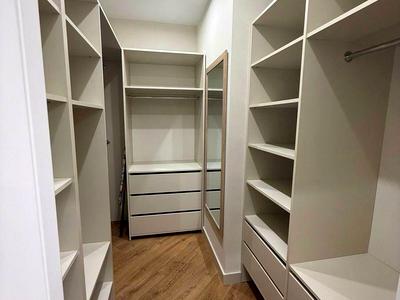 квартира по адресу Юнатская ул., 19
