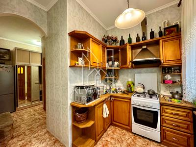 квартира за адресою Сулеймана Стальського вул., 4
