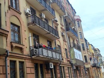 квартира за адресою Карантинна вул., 12