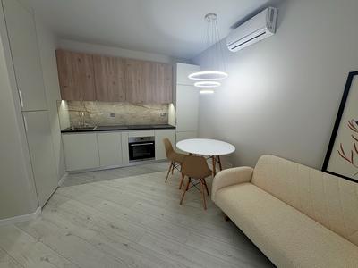 квартира за адресою Краснова вул., 3