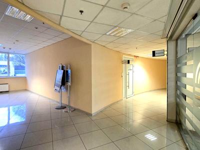 комерційна за адресою Голосіївський просп. (40-річчя Жовтня), 58-А