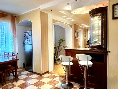квартира за адресою Михайла Котельникова вул., 33