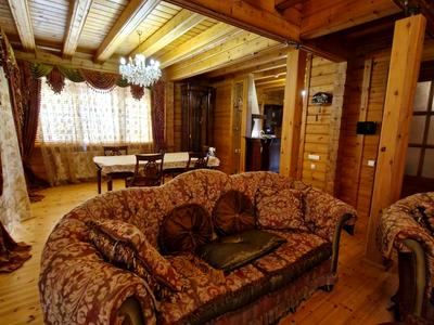 будинок за адресою Вишнева вул.
