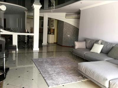 квартира за адресою Старонаводницька вул., 4-В