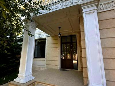 дом по адресу Дмитрия Донского