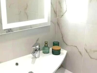 квартира за адресою Театральна вул., 10