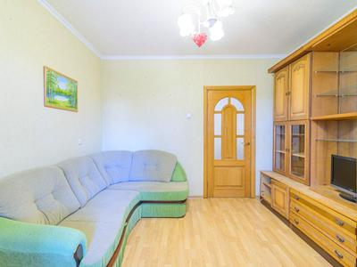 квартира за адресою Ревуцького вул., 7