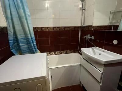 квартира по адресу Ревуцкого ул., 11-Г