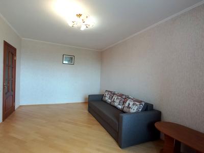 квартира за адресою Автозаводська вул., 63