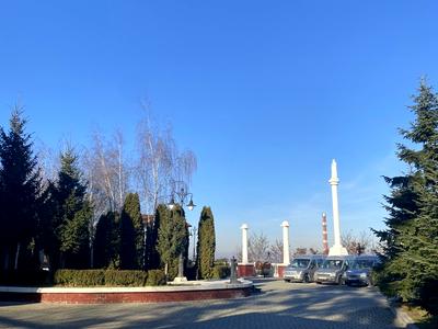 комерційна за адресою Вокзальна, 4